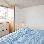 Дом отдыха 4 Star Holiday Home In Lokken