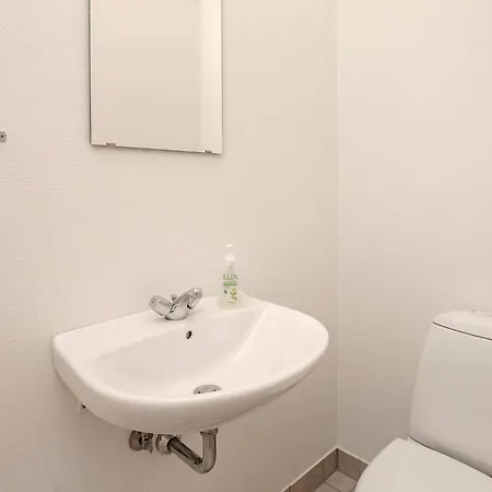 8 Person In Lokken-by Traum